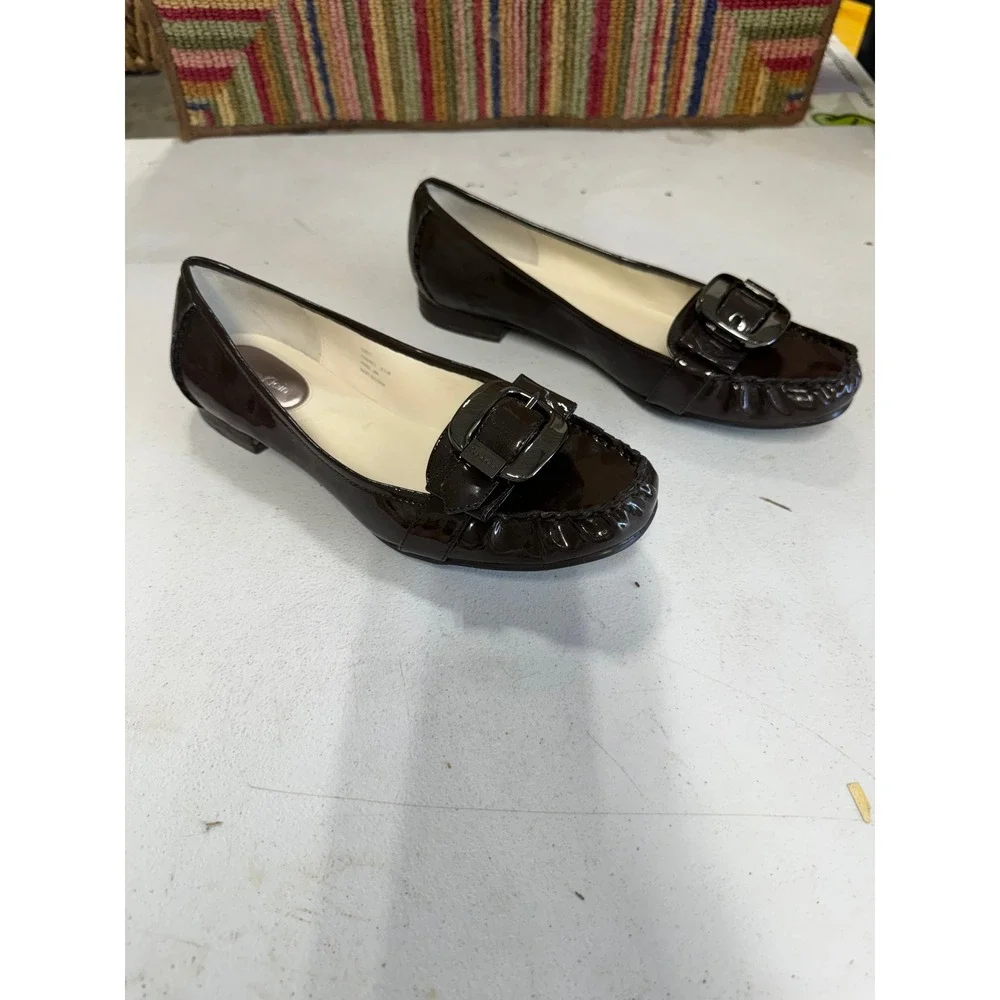 Calvin Klein Chainey Dark Brown Patent Leather Buckle Loafer Flats‎ Womens 8.5M
